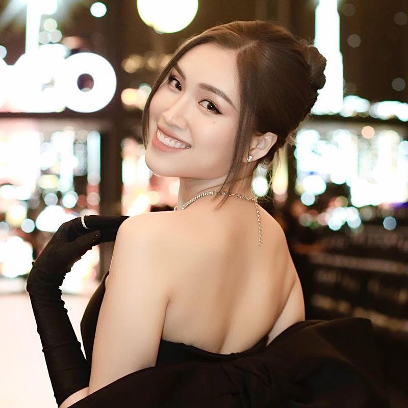 Thán phục profile 'khủng' của nữ MC dẫn 3000 chữ, đọc 75 tên riêng không cần kịch bản Thanh Thanh Huyền