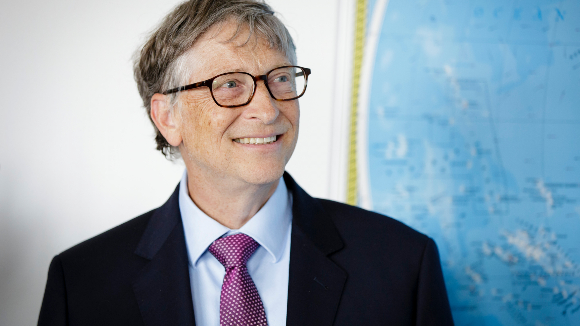 Lời khuyên của tỷ phú Bill Gates cho người trẻ: Hãy kết bạn một cách thông minh