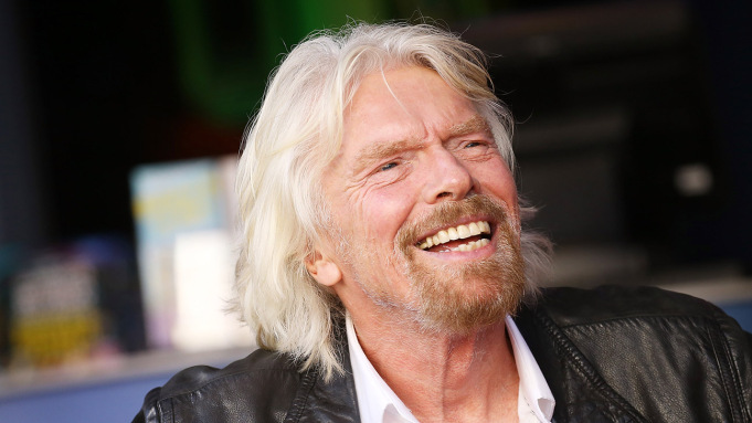Tỷ phú 'ngông' Richard Branson và lời khuyên người đang sống mông lung: 'Hãy bắt đầu bằng 2 câu hỏi đơn giản'