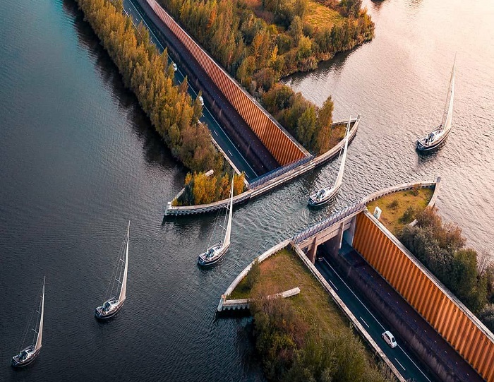 Cầu nước Veluwemeer, công trình kiến trúc siêu thực tại Hà Lan phá vỡ mọi định luật vật lý