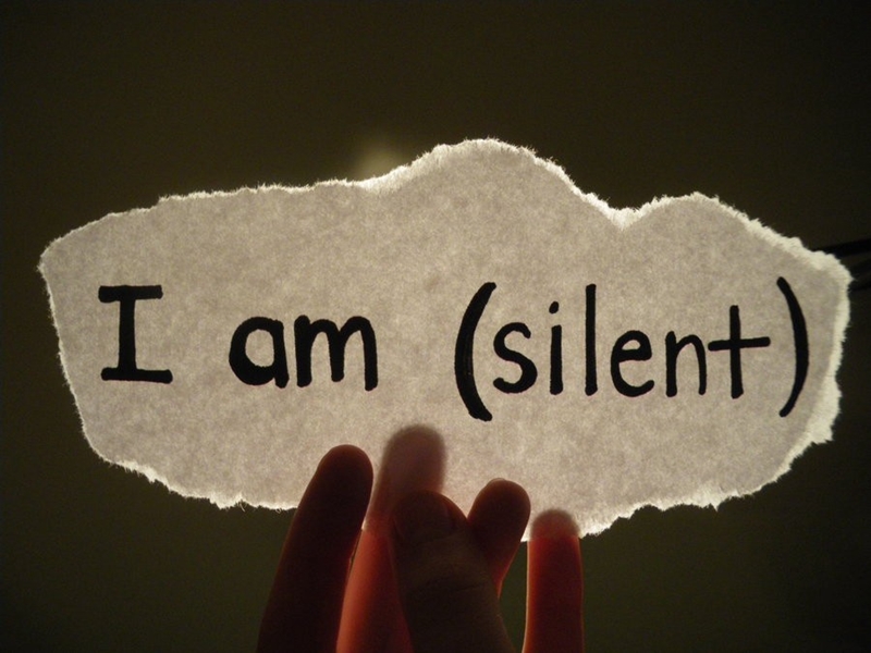 Nghệ thuật của sự im lặng: Im lặng để thông minh hơn, im lặng để tiến xa hơn