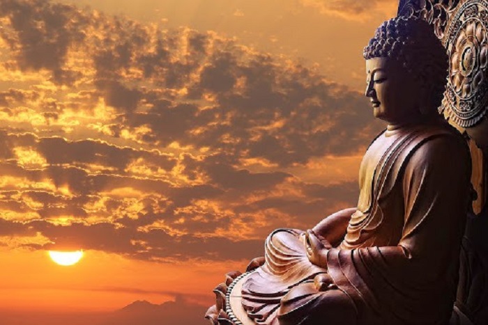 Ở đời, có thịnh ắt có suy, có hội hợp ắt có ly tàn, lành dữ vô thường, hạnh phúc tự mình chuốc lấy