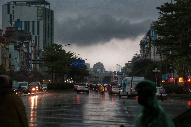 Nhiệt độ hôm nay 1/8/2022: Hà Nội có lúc mưa dông, cục bộ có mưa