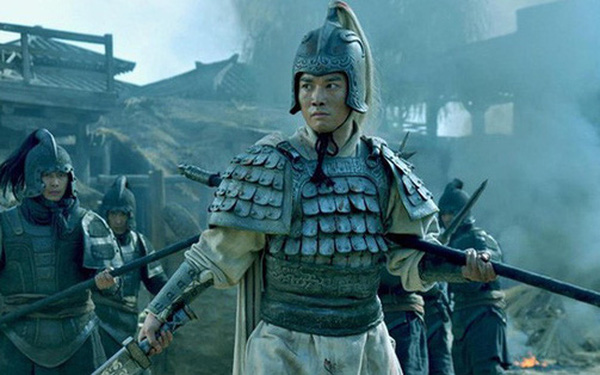 Vì căn cớ gì Tào Tháo không thẳng tay giết Triệu Vân trong trận Trường Bản mà đòi bắt sống?