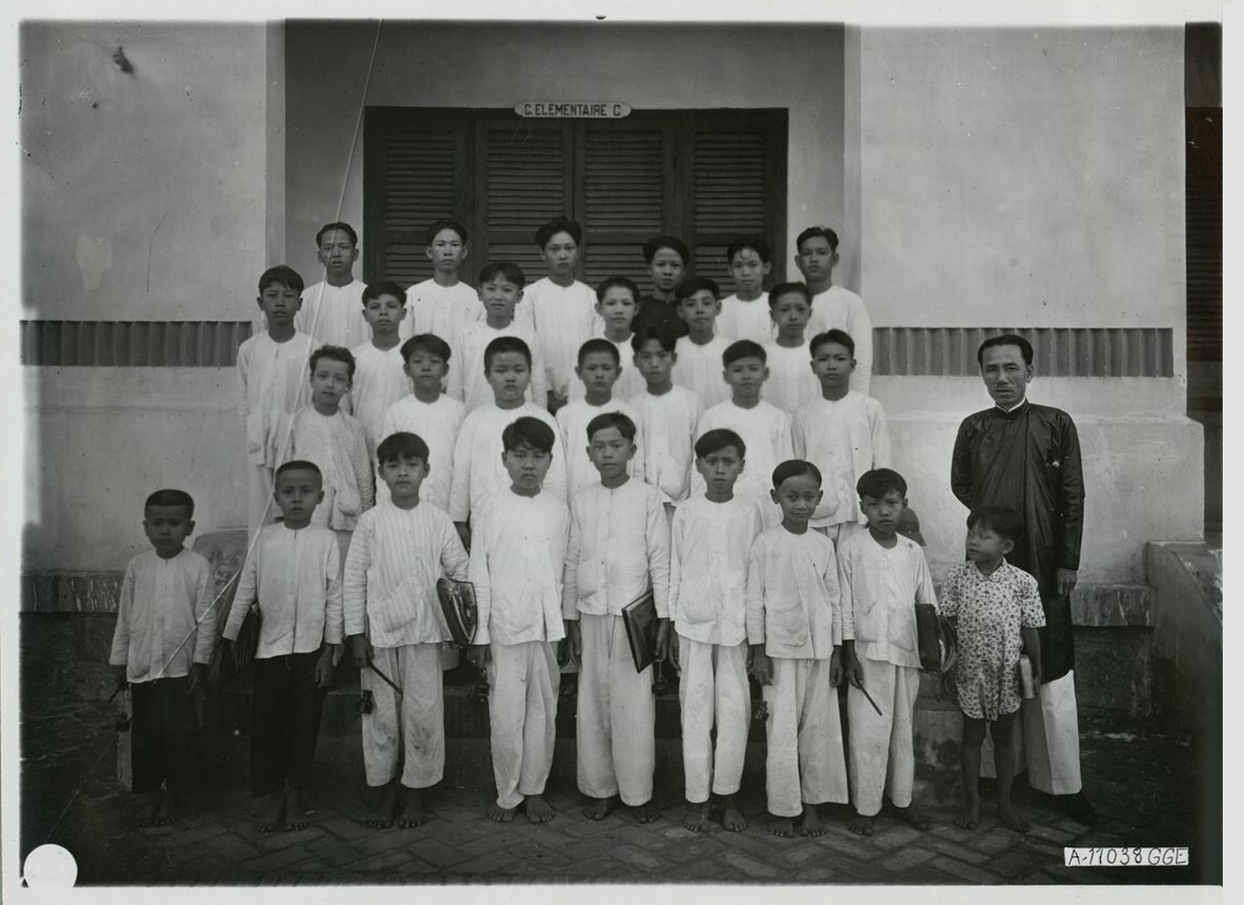loat-anh-quy-gia-ve-vinh-long-nhung-nam-1920-5