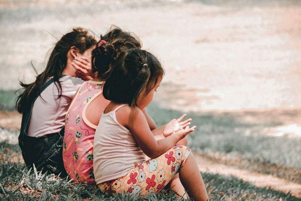 Gia đình là nền tảng tốt nhất của trẻ: 6 quy tắc dạy con thành người ưu tú
