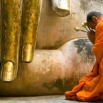 Xướng lạy sám hối khi nhà chưa có bàn thờ Phật