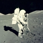 Bí ẩn vũ trụ: Giải mã những bí ẩn về tảng đá trên mặt trăng suốt 50 năm qua