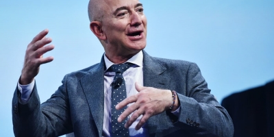 Ông chủ Amazon, Jeff Bezos: Tỷ phú hào hiệp nhất 2020