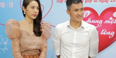 Sau Trấn Thành, vợ chồng Thủy Tiên - Công Vinh ủng hộ tiền mua vaccine COVID-19
