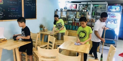 Tiệm trà nhỏ hướng nghiệp nuôi hy vọng cho trẻ tự kỷ ở Hà Nội