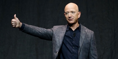 Tỷ phú Jeff Bezos hé lộ bí quyết để sống đời hạnh phúc: Đừng hối hận vì mình đã cố gắng và thất bại