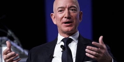 Bí quyết kinh doanh tỷ phú giàu nhất thế giới Jeff Bezos học từ ông ngoại: Tháo vát giúp giải quyết mọi vấn đề
