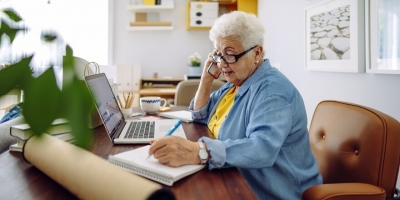 Từng tự tin nghỉ hưu sớm, không ít người trung niên cuống cuồng đi làm lại vì sợ lạm phát