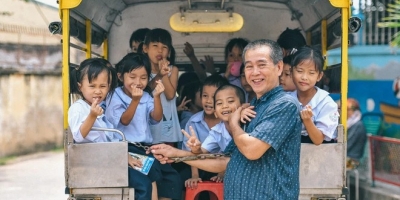 Người cha hào phóng của gần 100 trẻ mồ côi: Chia trăm tỷ cho các con, mong chúng có nơi để về