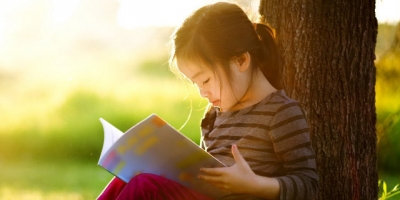 Hãy nói với con trẻ: Người thường xuyên đọc sách thắng ở điểm nào?
