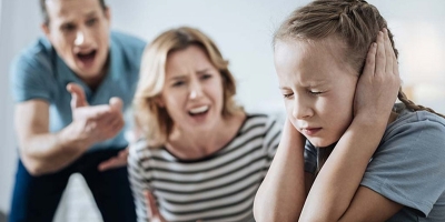 3 cách giáo dục con sai lầm khiến trẻ hay cáu gắt và không nghe lời