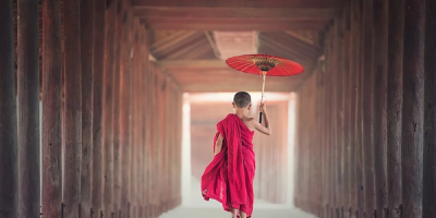 Khắc ghi lời Phật dạy về an nhiên giúp 'tâm bất biến giữa dòng đời vạn biến'