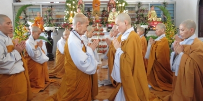 Nguồn gốc và ý nghĩa của Lễ Tự tứ trong đạo Phật