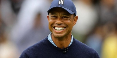 Tay golf số 1 thế giới Tiger Woods vừa bị tai nạn xe hơi gần Los Angeles là ai?