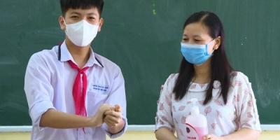 Thái Bình cho học sinh toàn tỉnh nghỉ học sau khi phát hiện 5 ca dương tính SARS-CoV-2