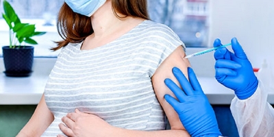 Bà bầu có nên tiêm vaccine COVID-19 không?