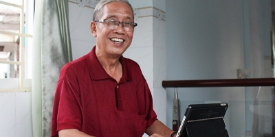 Nể phục ông chủ quán bún bò góa vợ, 20 năm nuôi 50 người dưng, có 'con' du học và thành tài ở Nhật