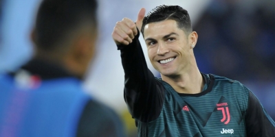 Cristiano Ronaldo dứt tình, nín thở đợi Juventus chốt phương án