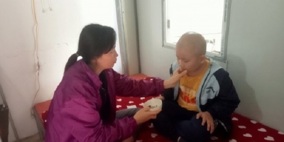 Cơn ác mộng cậu bé xứ Thanh: Vừa mắc ung thư vừa nhiễm COVID-19, đón Tết trong khu cách ly