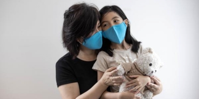 Dấu hiệu nhận biết trẻ mắc COVID-19, cha mẹ đặc biệt cần chú ý