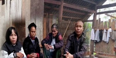 Bố tâm thần, mẹ bỏ đi, ông bà giả cả, cô bé 11 tuổi biết nương tựa vào ai?