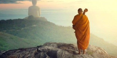 Vị hòa thượng thành tâm hướng Phật nhưng vẫn bị đánh 30 gậy và bài học về giữ giới luật