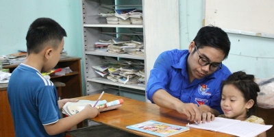 Ninh Việt Trí - chàng thanh niên dành cả thanh xuân làm 'sứ giả' kết nối các lớp học tình thương