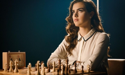 Chỉ bằng việc chơi cờ vua trên nền tảng trực tuyến Twitch, nữ kỳ thủ xinh đẹp kiếm được 2,2 tỷ mỗi năm