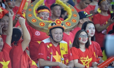 Kể chuyện SEA Games: Cổ động viên 'nhiệt huyết số 1 Việt Nam' Nguyễn Quang Tuấn suốt 20 năm làm mũ linh vật