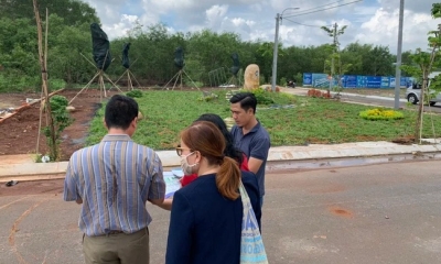 Từng hét giá trên trời mong hốt bạc, nay nhiều môi giới phải bỏ nghề vì khách 'tẩy chay'