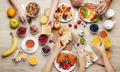 Mách bạn thời điểm dùng bữa sáng, trưa, tối cho sức khoẻ