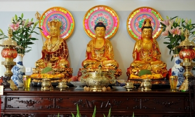 Cách lập bàn thờ Phật tại gia và những điều cần lưu ý