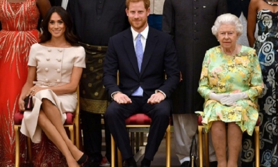 Hoàng gia Anh đối mặt với 'cuộc khủng hoảng lớn nhất từ 1997' sau khi vợ chồng Meghan - Harry thực hiện cuộc phỏng vấn 'bom tấn'