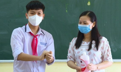Thái Bình cho học sinh toàn tỉnh nghỉ học sau khi phát hiện 5 ca dương tính SARS-CoV-2