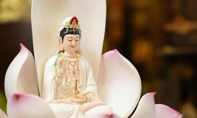 Trên đời này có 3 kiểu người luôn được Phật Bồ Tát yêu quý, họ là ai?
