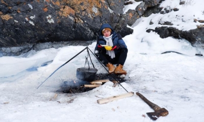 Trải nghiệm câu cá, nấu súp trên hồ băng Baikal của 9x Việt