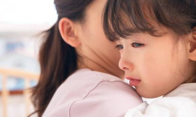 Tại sao trẻ bị mắng lại đòi ôm mẹ: Lý do khiến nhiều cha mẹ hối hận vô cùng