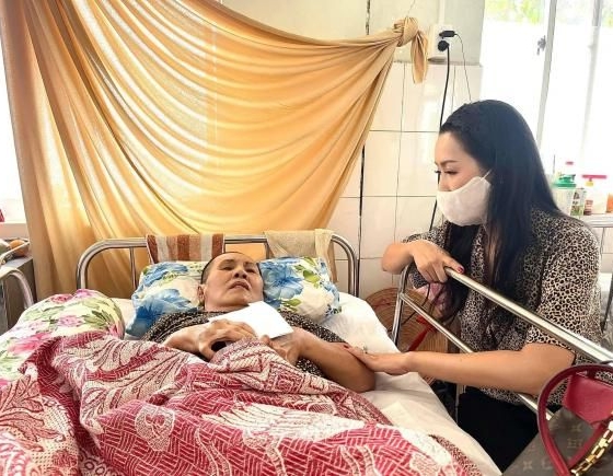 Trịnh Kim Chi lên tiếng kêu gọi giúp đỡ nghệ sĩ Hoàng Lan vượt qua bạo bệnh