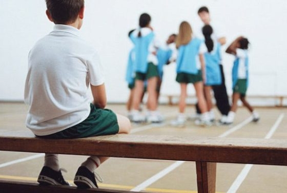 Tự ti không sửa để lâu sẽ thành bệnh: Đừng chờ mong làm hài lòng tất cả mọi người