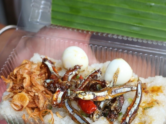 Xôi cá cơm Nha Trang - món ăn dân dã chinh phục du khách khắp năm châu