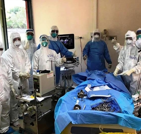 Ekip bác sĩ Việt Nam xuất sắc chữa khỏi một nhân viên Liên Hợp Quốc mắc COVID-19 nặng