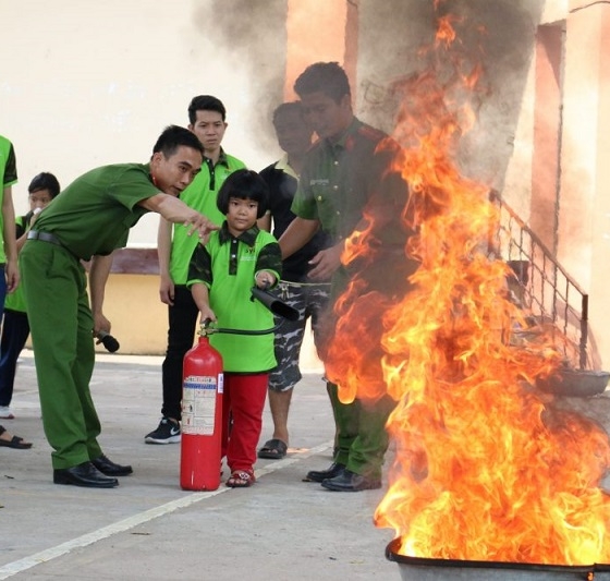 7 kỹ năng thoát hiểm khi có hỏa hoạn nhất định phải dạy trẻ em