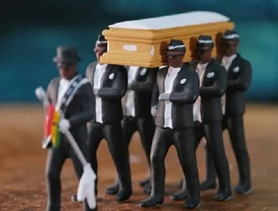 'Vũ điệu quan tài' ở Ghana giữa đại dịch COVID-19: Đây là cách 'giúp người chết có một tang lễ đẹp đẽ'