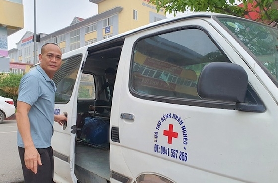 'Chuyến xe tình nghĩa 0 đồng' giúp đỡ bệnh nhân nghèo của người đàn ông Hà Tĩnh